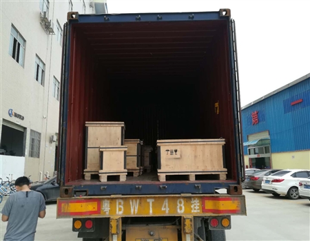 塑膠模具