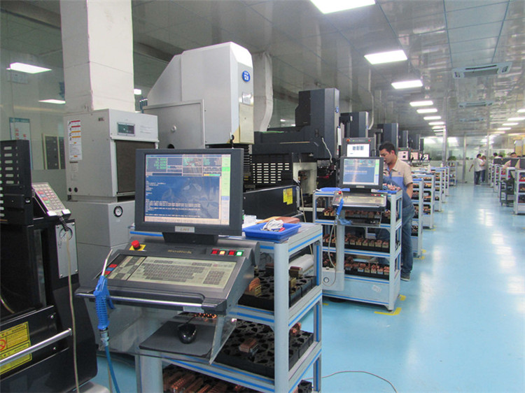 塑膠模具廠
